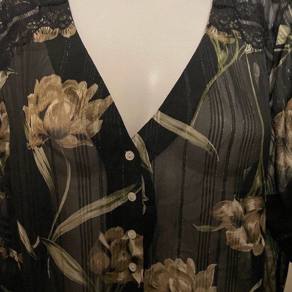 Fig & Flower Anthropologie black sheer button up chiffon blouse w floral print - Picture 2 of 12